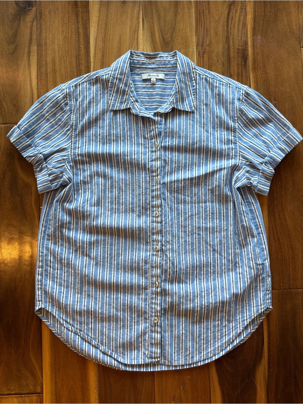 Madewell women’s Short-Sleeve Blue Striped Button-Up Shirt 100% cotton